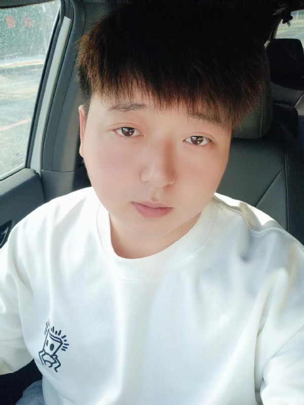 可乐加冰的第一张照片--营口蓝颜知己交友网